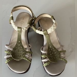 Jambu Wedge platform shoes Summer sandals.
